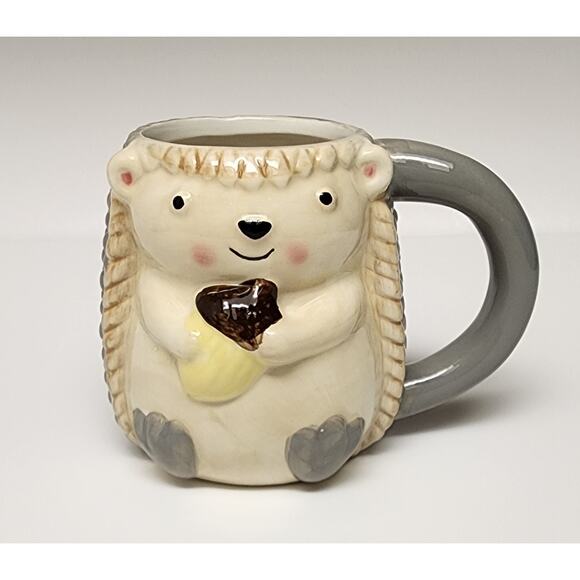 3D Porcupine 6 Coffee Mugs 16 oz /Tea Cup Hand Painted Gray Beige Stoneware New - Picture 6 of 11